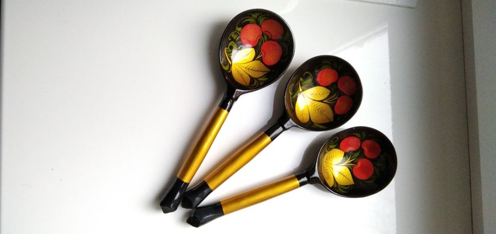 Ложки сувенирные.