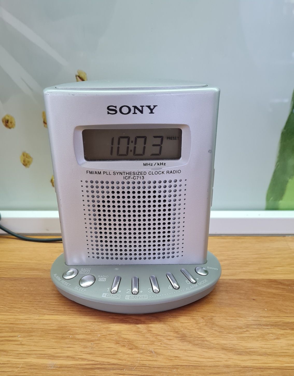 Sony icf-c13 FM/AM clock radio