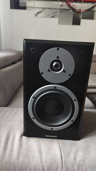 Boxe Dynaudio emit m20