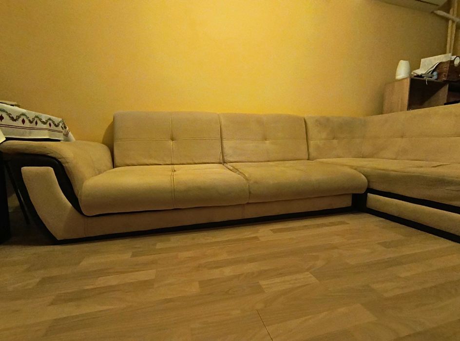 Ъглов диван - холна гарнитура