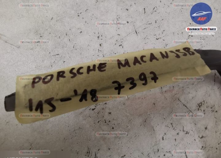 Порше Макан / Porsche Macan Оригинална задна пола в добро състояние.