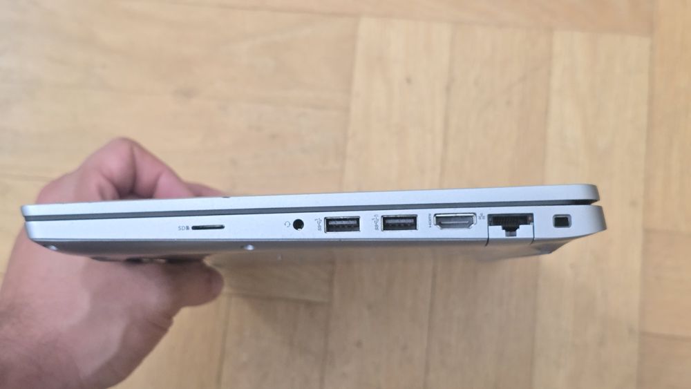 Dell Latitude 5430 14" i7-1265U 32gb RAM 256GB SSD Nvme