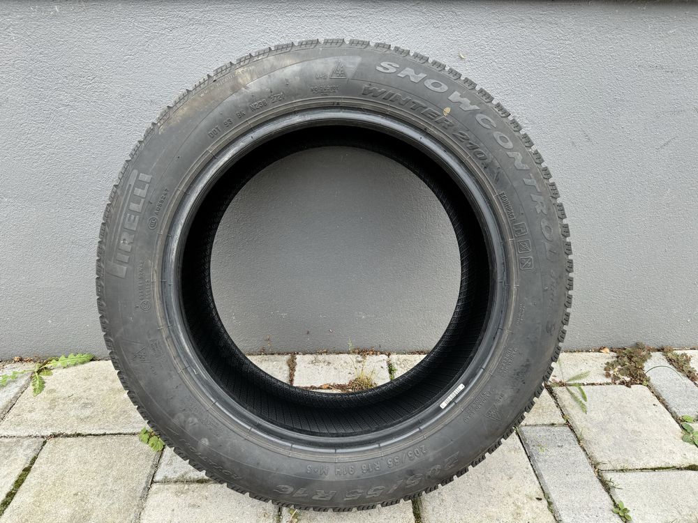 Anvelope de iarna Pirelli WINTER Snowcontrol III