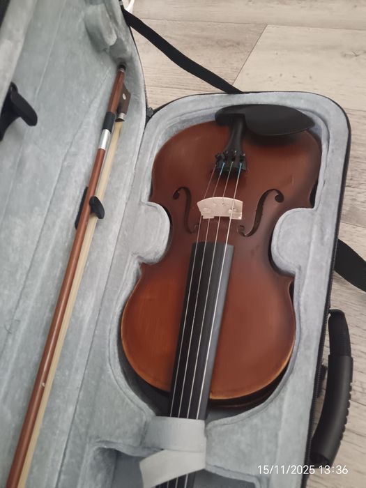Скрипка 4/4 в отличном состоянии