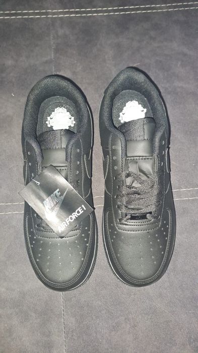 Adidasi Nike Air Force noi