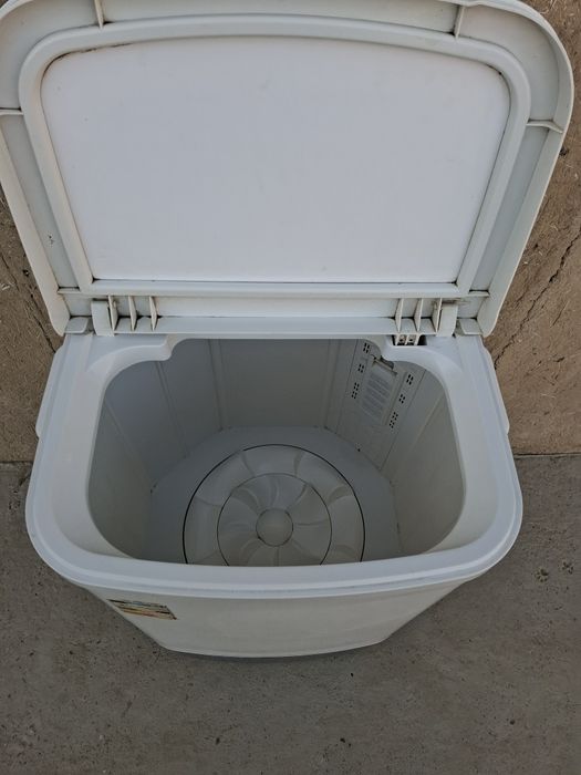 Kir yuvish mashinasi sotiladi kafolati bilan