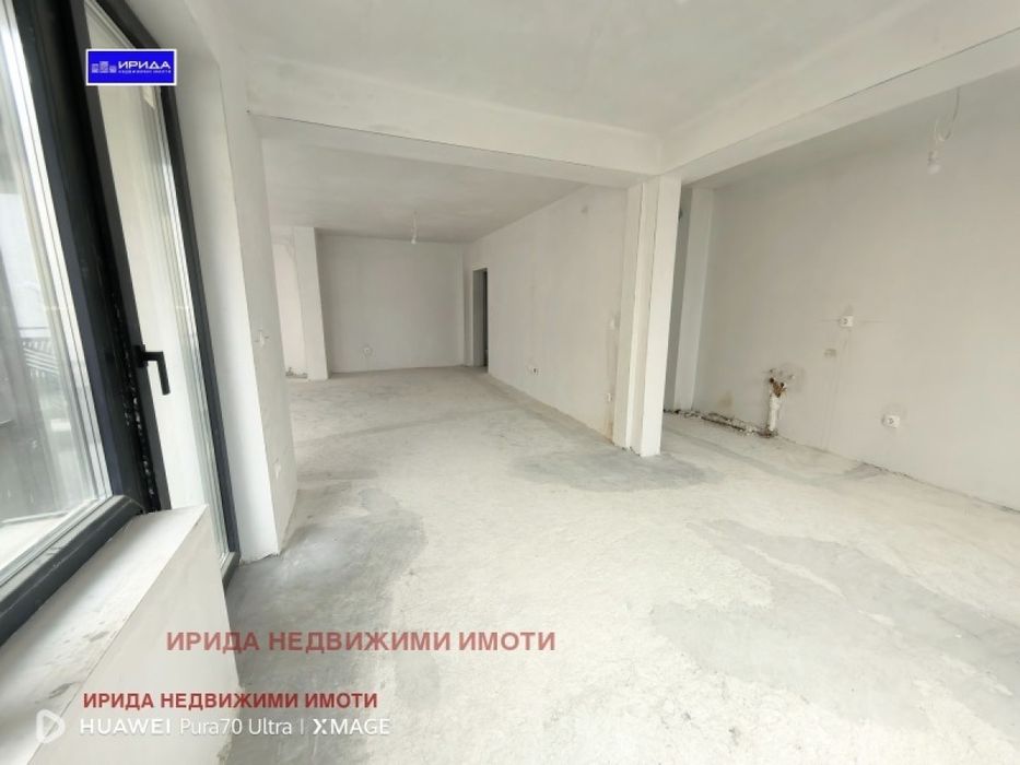 Четиристаен апартамент в Надежда 4