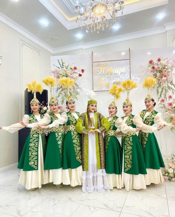 Танцевальные костюмы