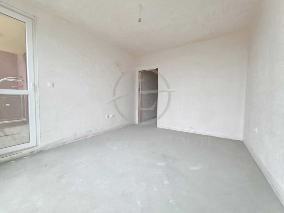 Продава се Тристаен апартамент в Пловдив, Център - 106 кв.м за 1557 €/кв.м - Снимка #7