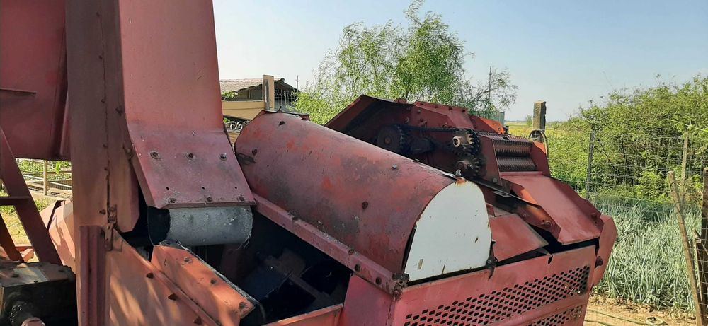 Culegatoare porumb ZMAJ 222