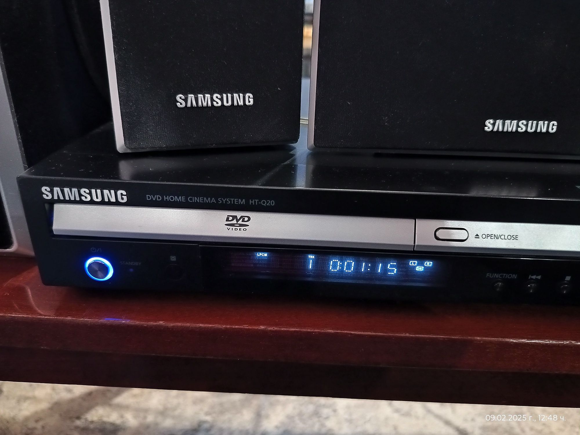 Продавам домашно кино Samsung и телевизор 20"