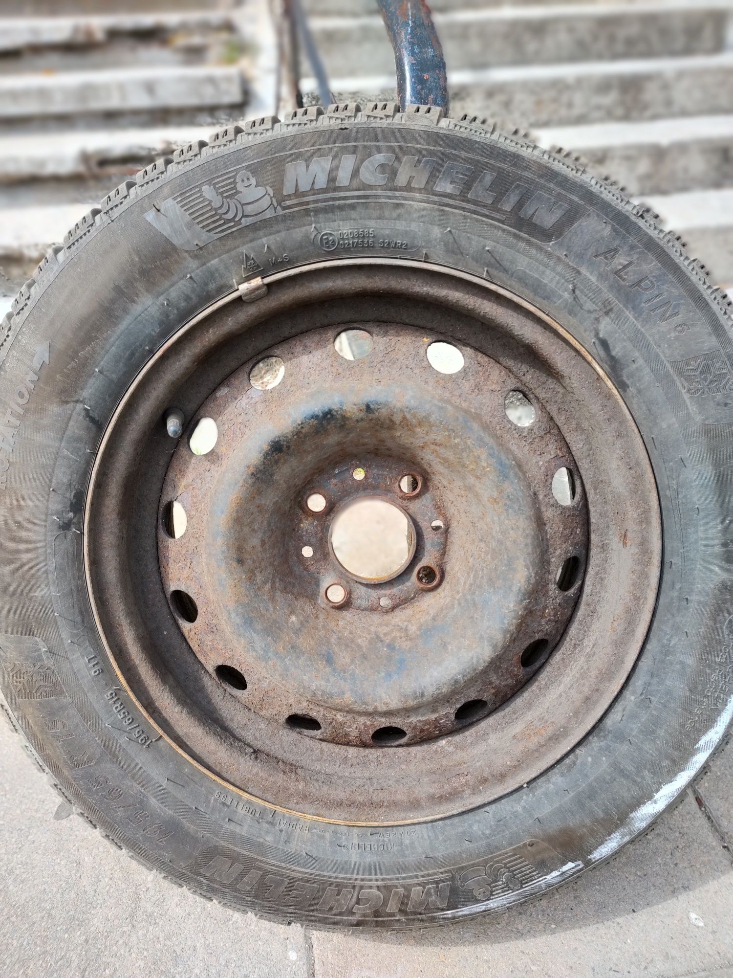 Зимни гуми  Michelin Alpine 195/65/15, 4 броя, 2021 година