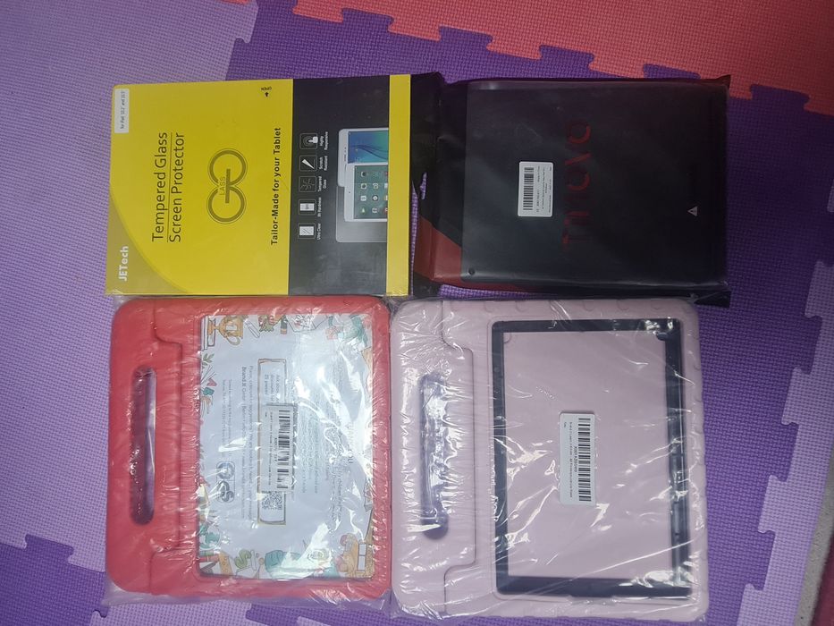 Huse si folie protectie tablete 10,2"--10,5"