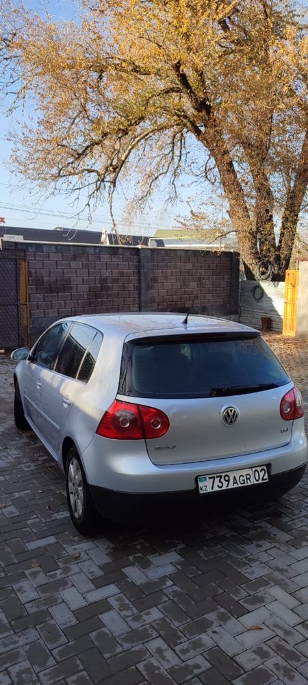 Продается volkswagen Golf 5