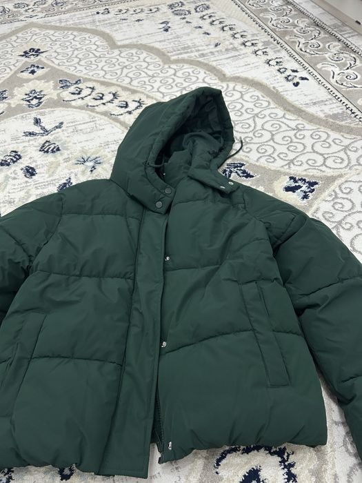 Темно-зеленая зимняя куртка, новая, ни разу не ношенная, теплая