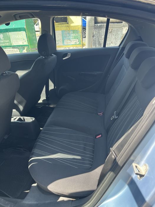 Opel Corsa 1.2 бензин 2008 година