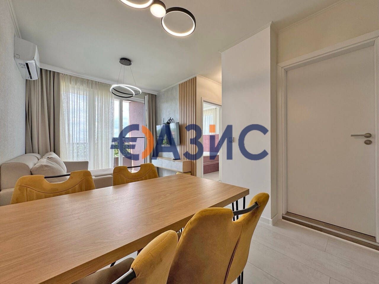 Продава се Двустаен апартамент в к.к. Слънчев бряг - 52 кв.м за 1991 €/кв.м - Снимка #8