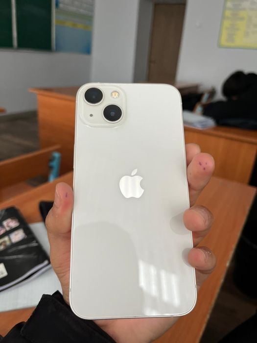Iphone 13 с гарантией акб 92