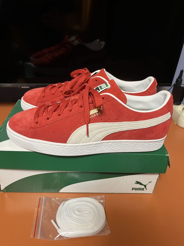 Pantofi Puma Suede Classic Rosu