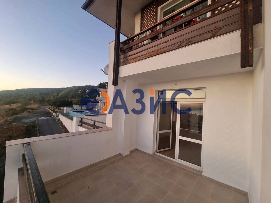 Продава се Двустаен апартамент в Свети Влас - 86 кв.м за 1198 €/кв.м - Снимка #2