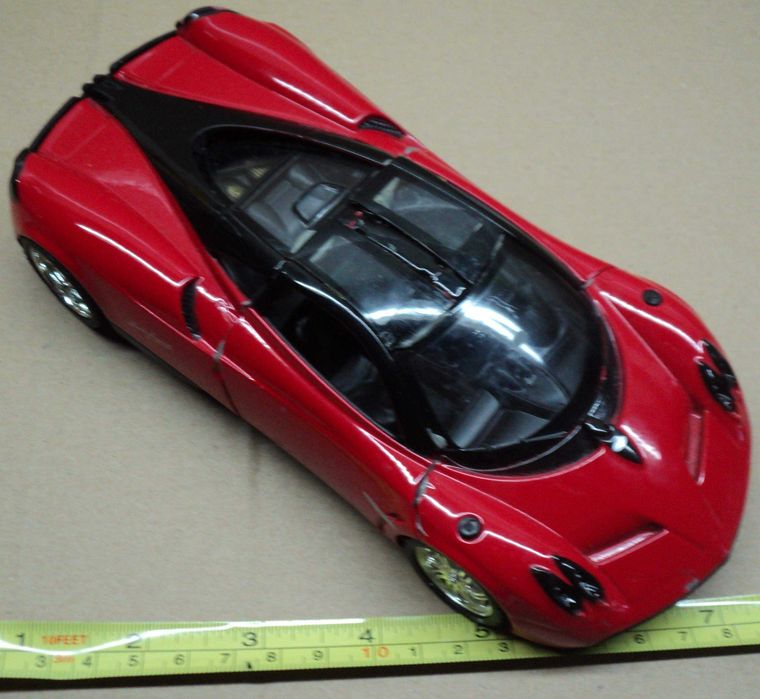 Jucarie VINTAGE masinuta PAGANI carcasa metalica