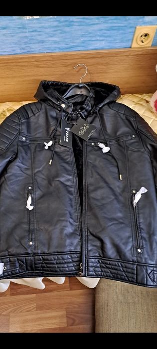Мъжко зимно ново яке 65лв.