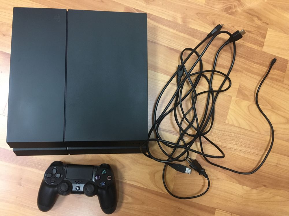 Sony PS4 конзоли с гаранция! Изплащане!