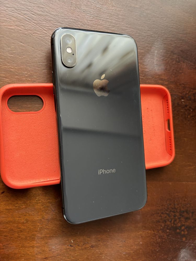 Продам iphone XS