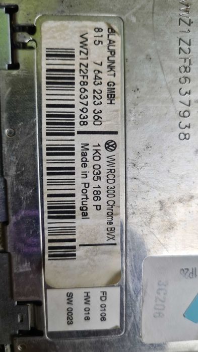 Vand radio CD piese RCD 300 pentru golf 5 sau 6 , Passat VW Volkswagen