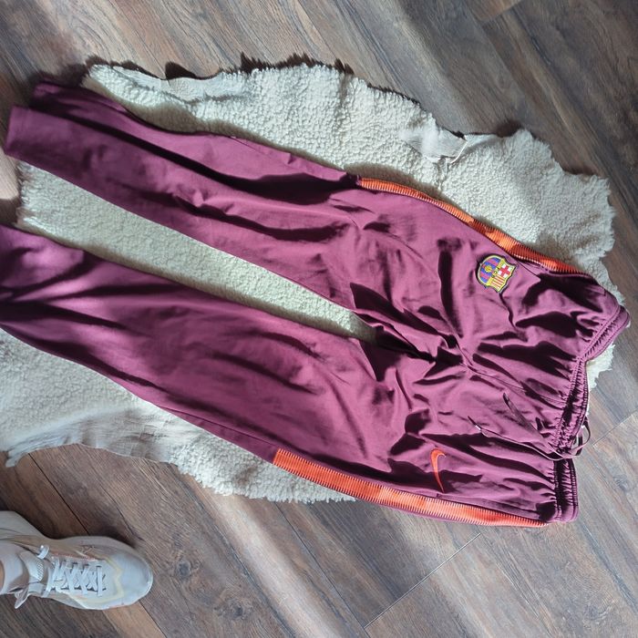 Екип Nike Barcelona L