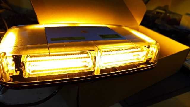 Girofar LED-COB portocaliu cu 2 magneti