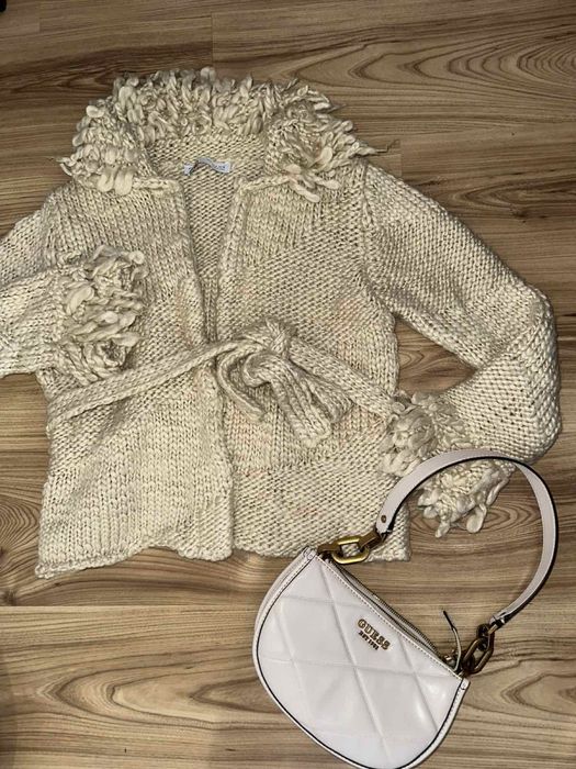 Жилетка зара и чанта за телефон