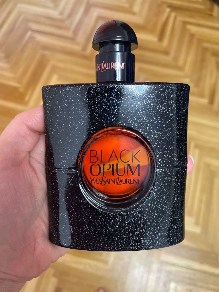 Parfum Black Opium