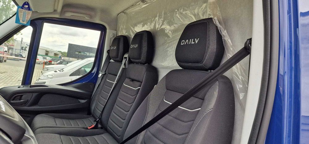 Autoutilitara Iveco Daily 35S18V