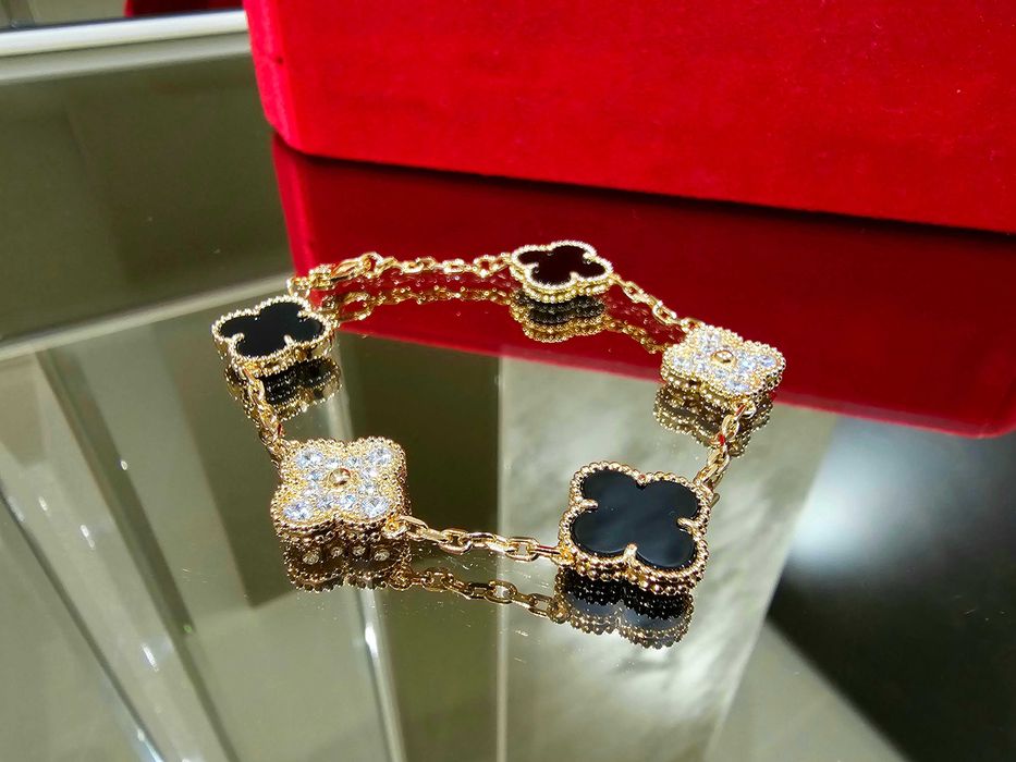 Van Cleef & Arpels VCA Rose Gold Onyx 5 Vintage Alhambra Дамска Гривна