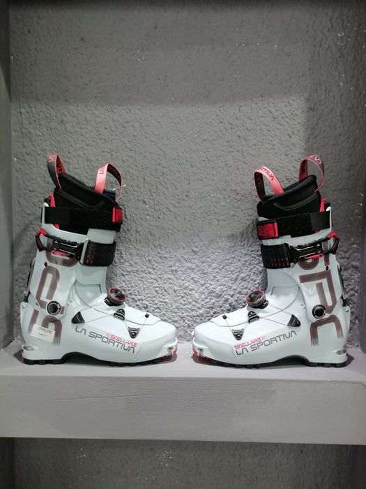 Clapari schiuri ski tura La Sportiva Stellar 2 Test marime 25.5