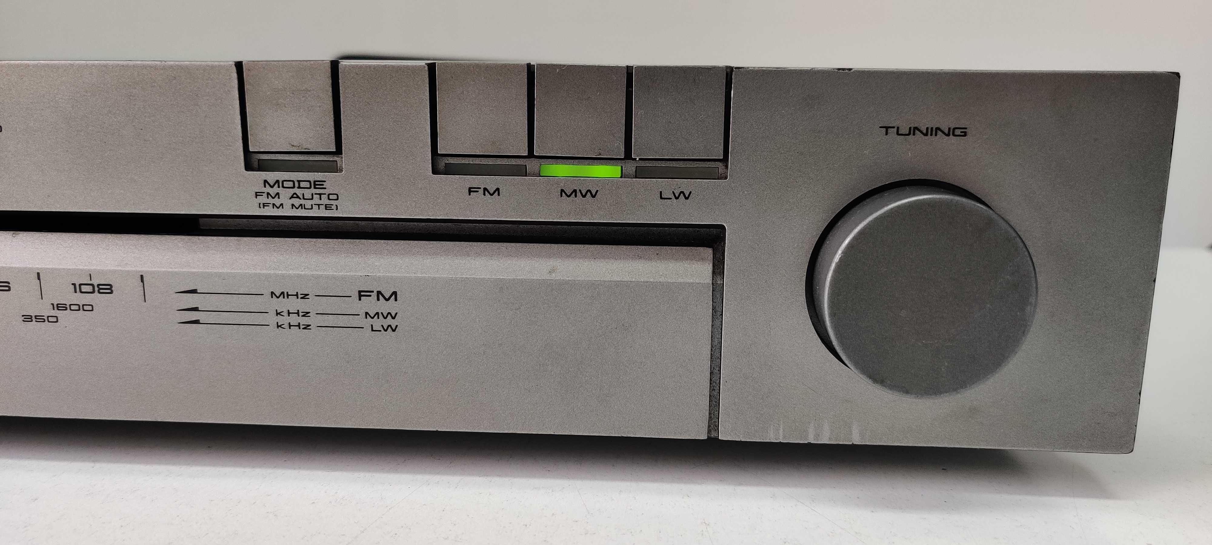 AKAI AT K 110 L muzica tuner analog muzica