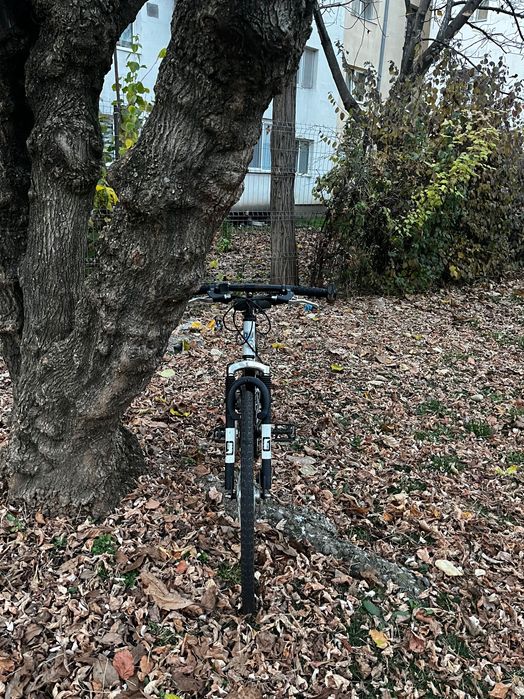 Vând bicicletă Crosswin pret negociabil