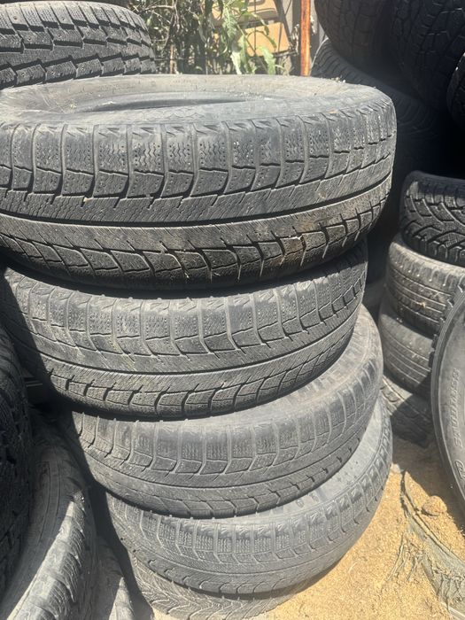 Комлект 215/70/R15 зимние всесезонные