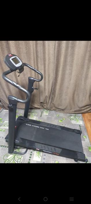 Продам беговую дорожку