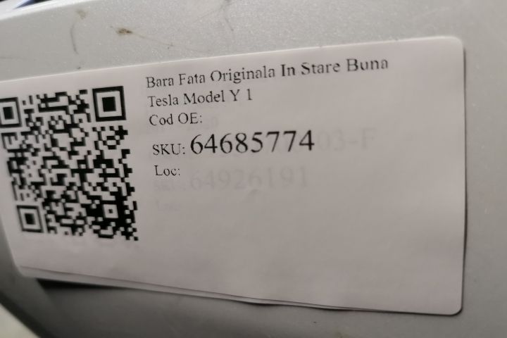 Тесла Модел Y / Tesla Model Y 1 Оригинална предна броня в добро състоя