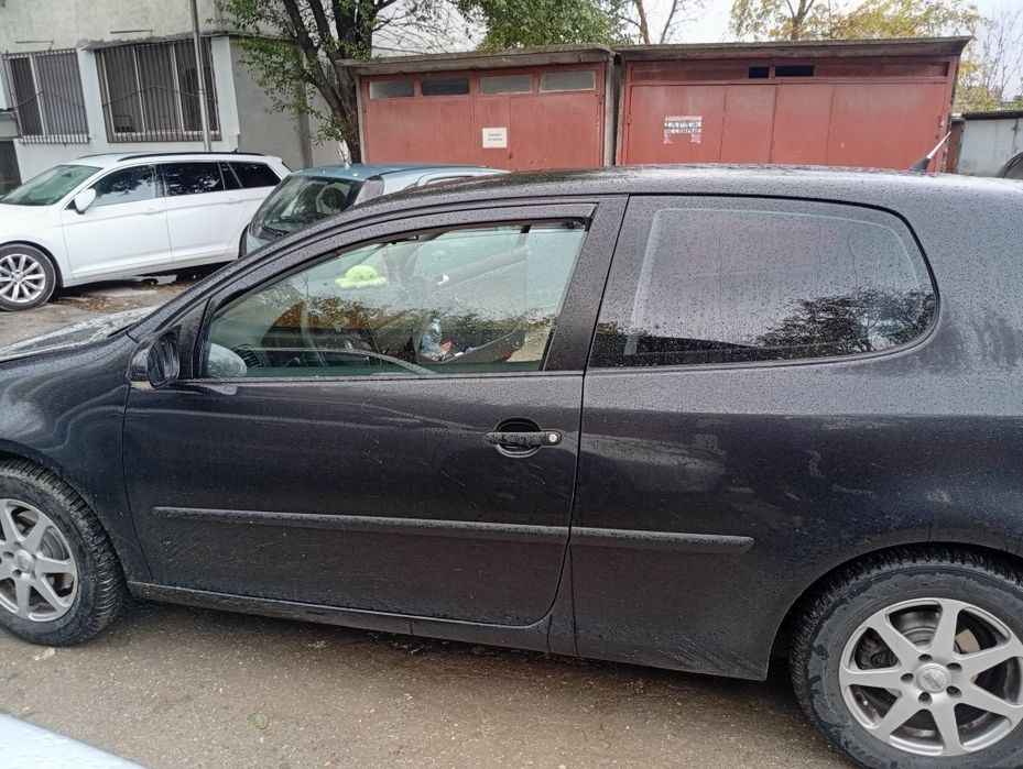 Голф5 2005година 1.9TDI 105к.с