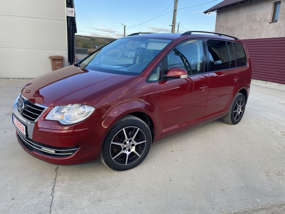 Vw Touran -2.0 TDI -140 cp