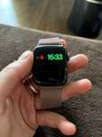 Apple Watch 4 – 40 мм, GPS + Cellular – Space Grey – счупено стъкло