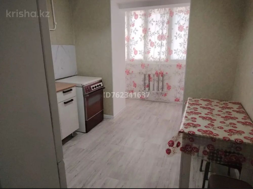 Продам 2-х комнатную квартиру 4 микрорайон 27 дом