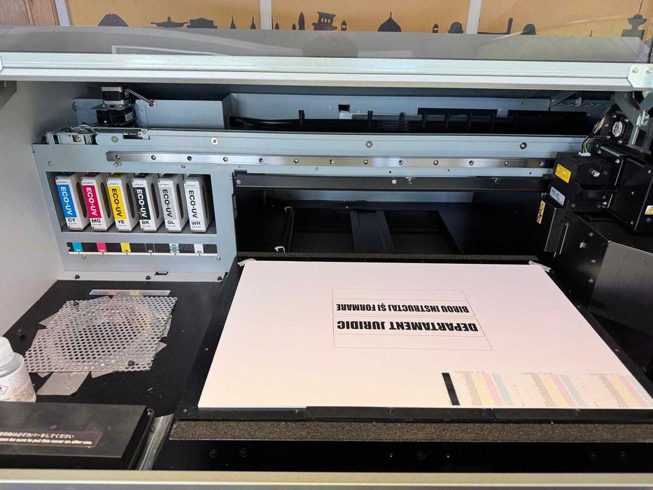 Imprimanta obiecte uv-led Roland Lef 2-200 in stare perfecta