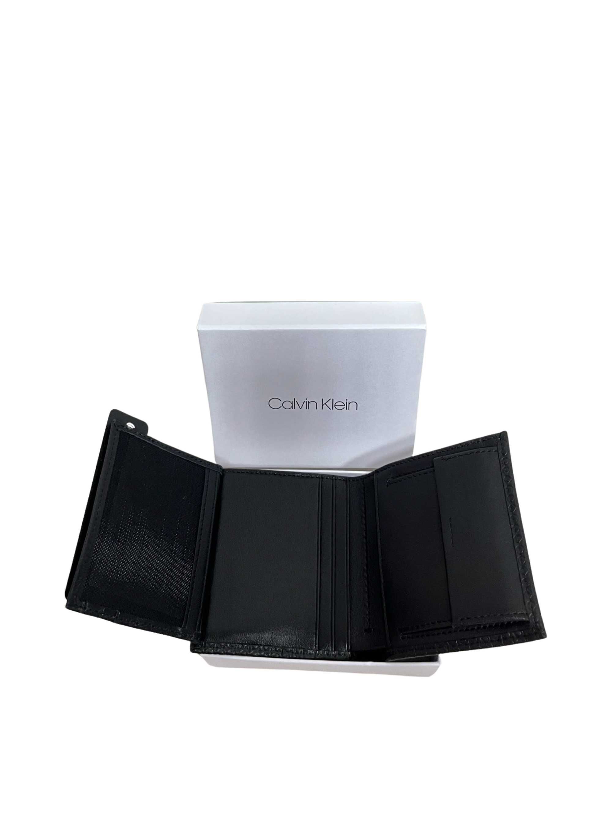 Оригинален мъжки вертикален портфейл Calvin Klein K50K510898