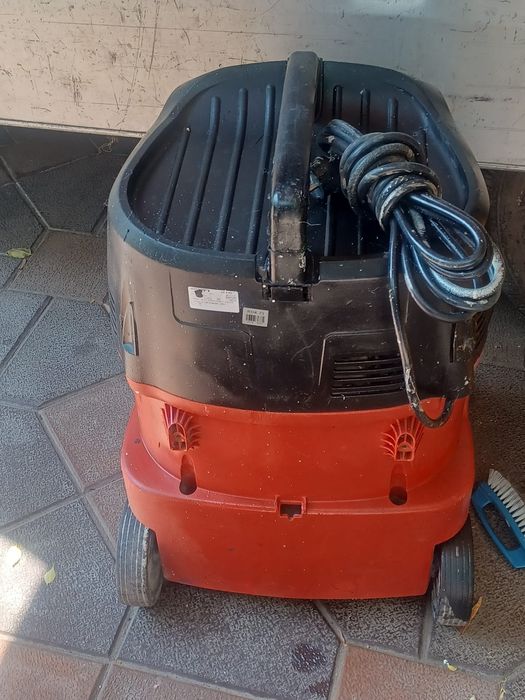 Aspirator industrial HILTI VCU 40 că nou