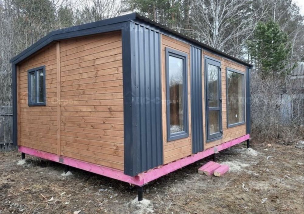 Vand cabane rustice la cheie