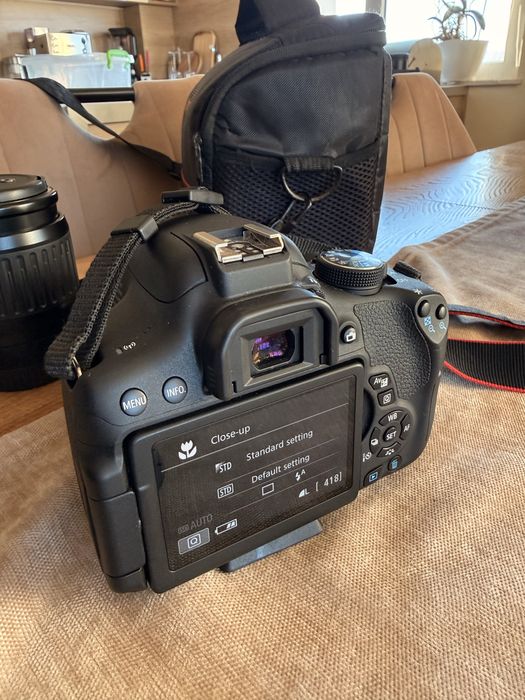 Canon EOS 750D + 18-55mm + 80-200mm Wi-Fi
